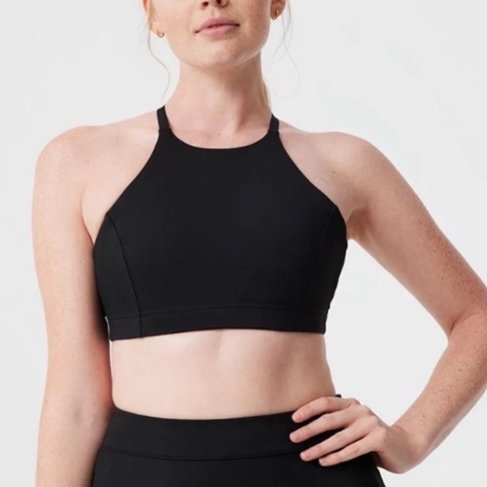 NWT Outdoor Voices FreeForm strappy sports bra black